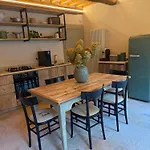 Casa de hóspedes Dimora Segreta 4*